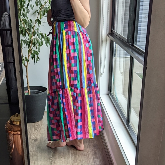 Mombasa Rose size S skirt - Picture 2 of 7